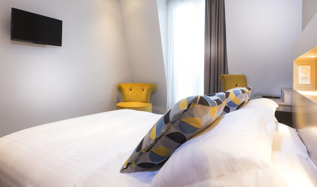 Hôtel International Paris Quarto foto